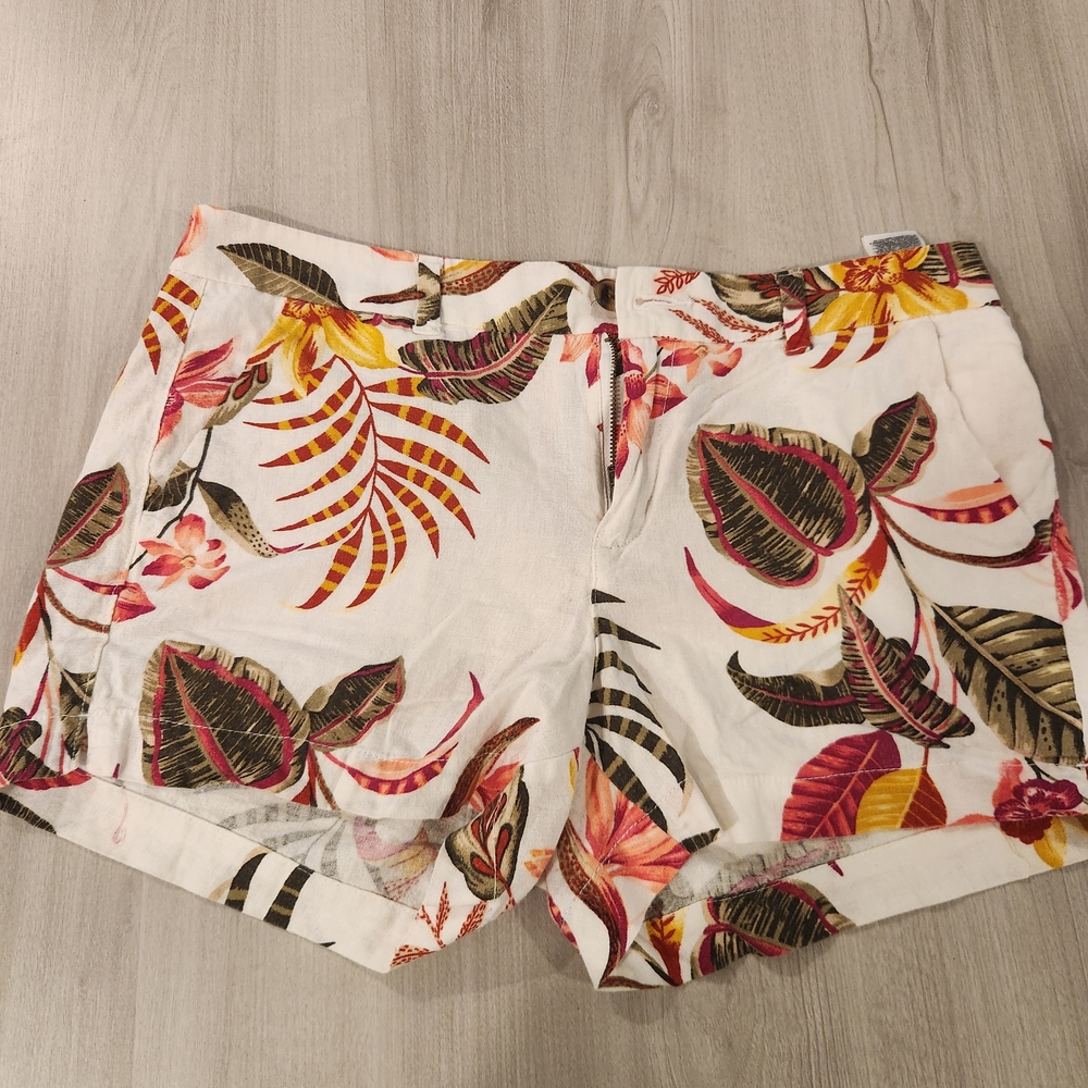 Old Navy White Tropical Leaf Print Bermudas with Pink and Yellow Accents